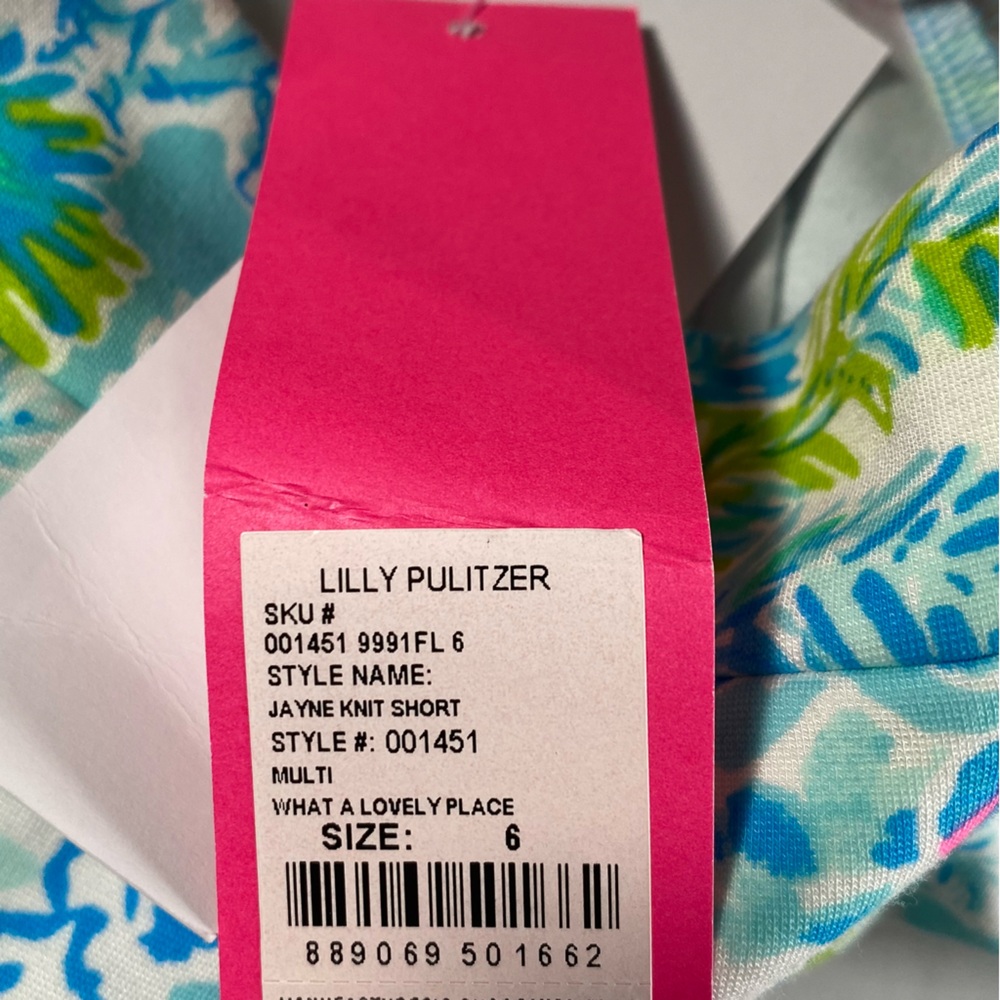 Lilly Pulitzer What a lovely place Jayne knit short Size 6 NEW - Picture 5 of 6
